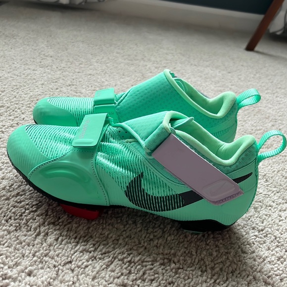 Nike Shoes - Nike Superrep biking shoes